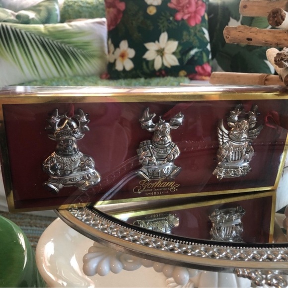 NIB Gorham Silver-plate Christmas Reindeer Ornaments - Picture 1 of 7